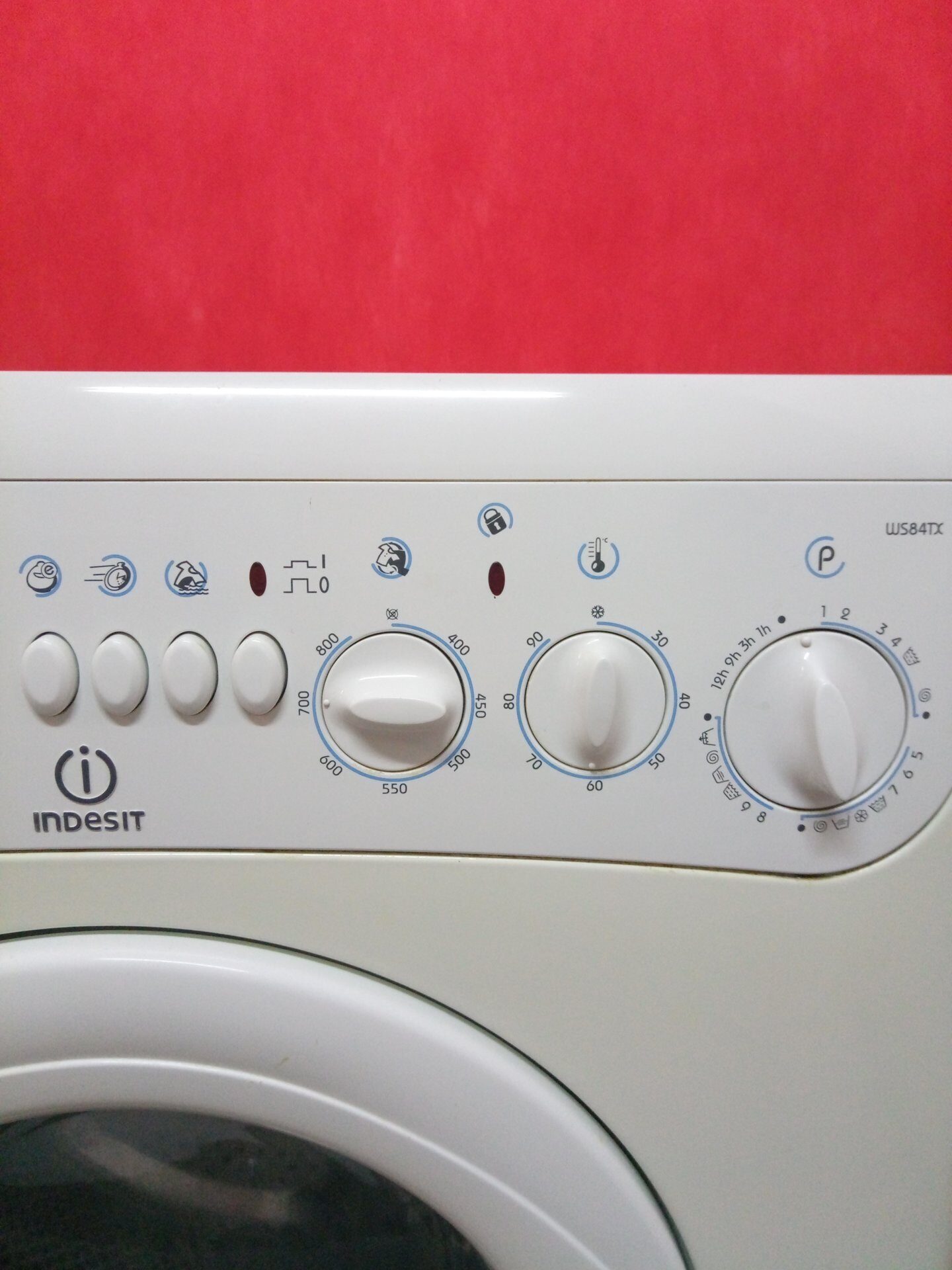 Стиральная машина Indesit WS84TX